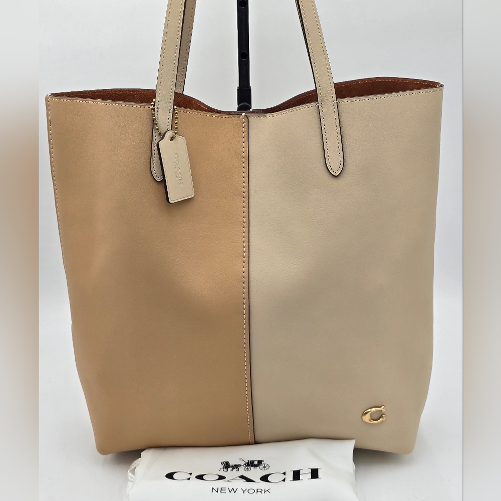 💥NWT💥 Coach North Tote In Colorblock Double Face Leather Tote Bag, Ivory Multi